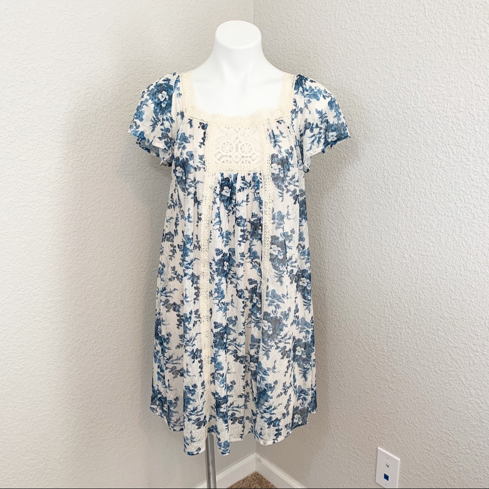 3/$25 Vizio Floral Dress